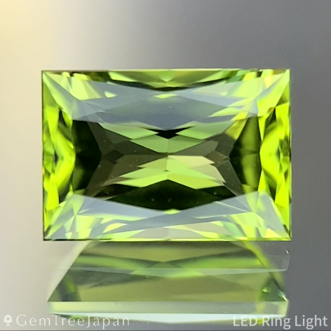 Peridot 1.05ct / U.S.A.