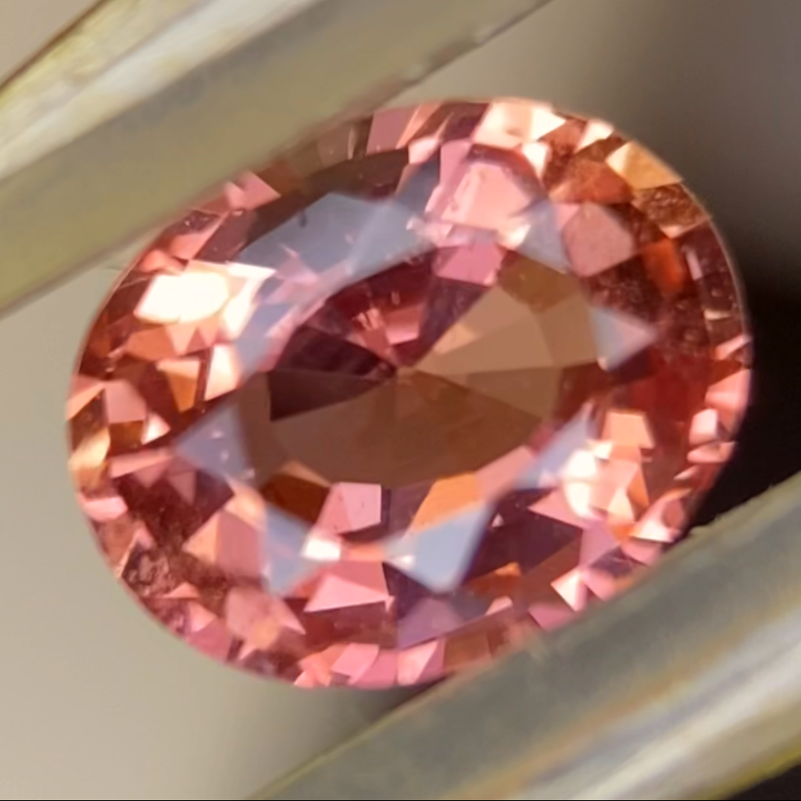 【BEFORE&AFTER】padparadscha 1.1~2ct → 1.102ct
