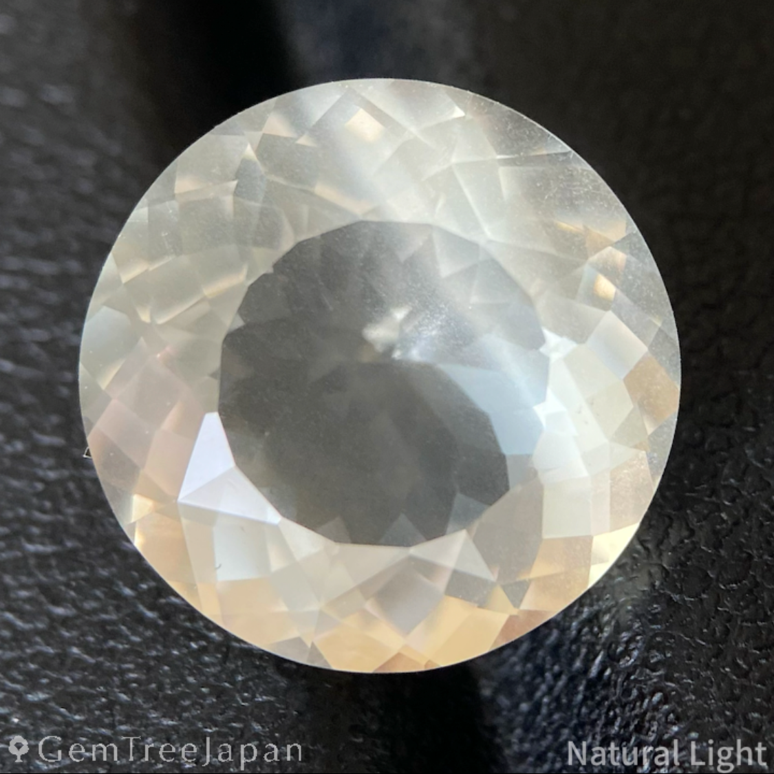 Orthoclase Feldspar 6.38ct / Sri Lanka