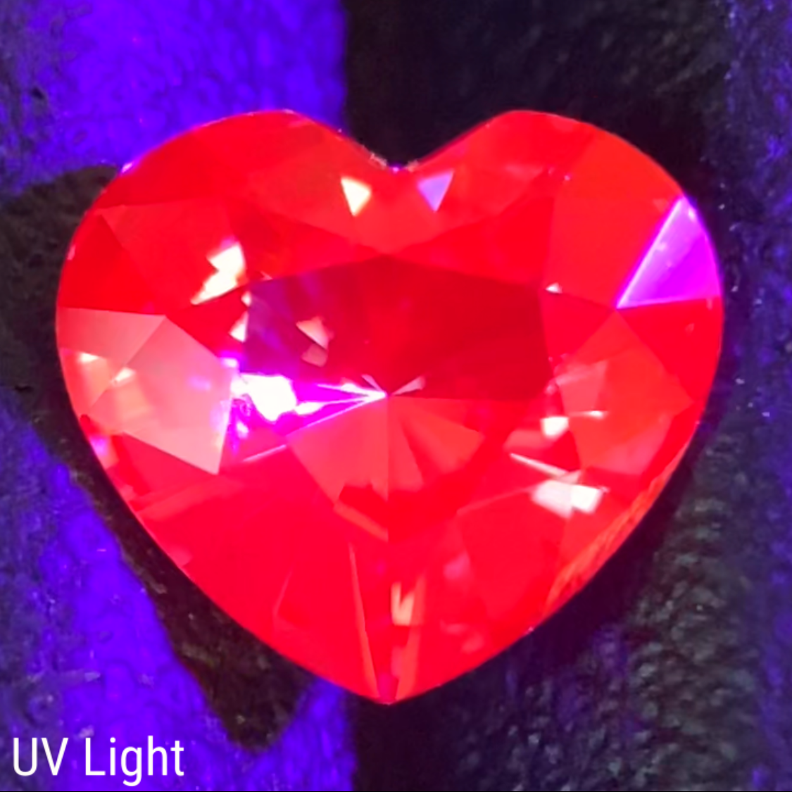 Orangy Purple Spinel 1.108ct / Tanzania