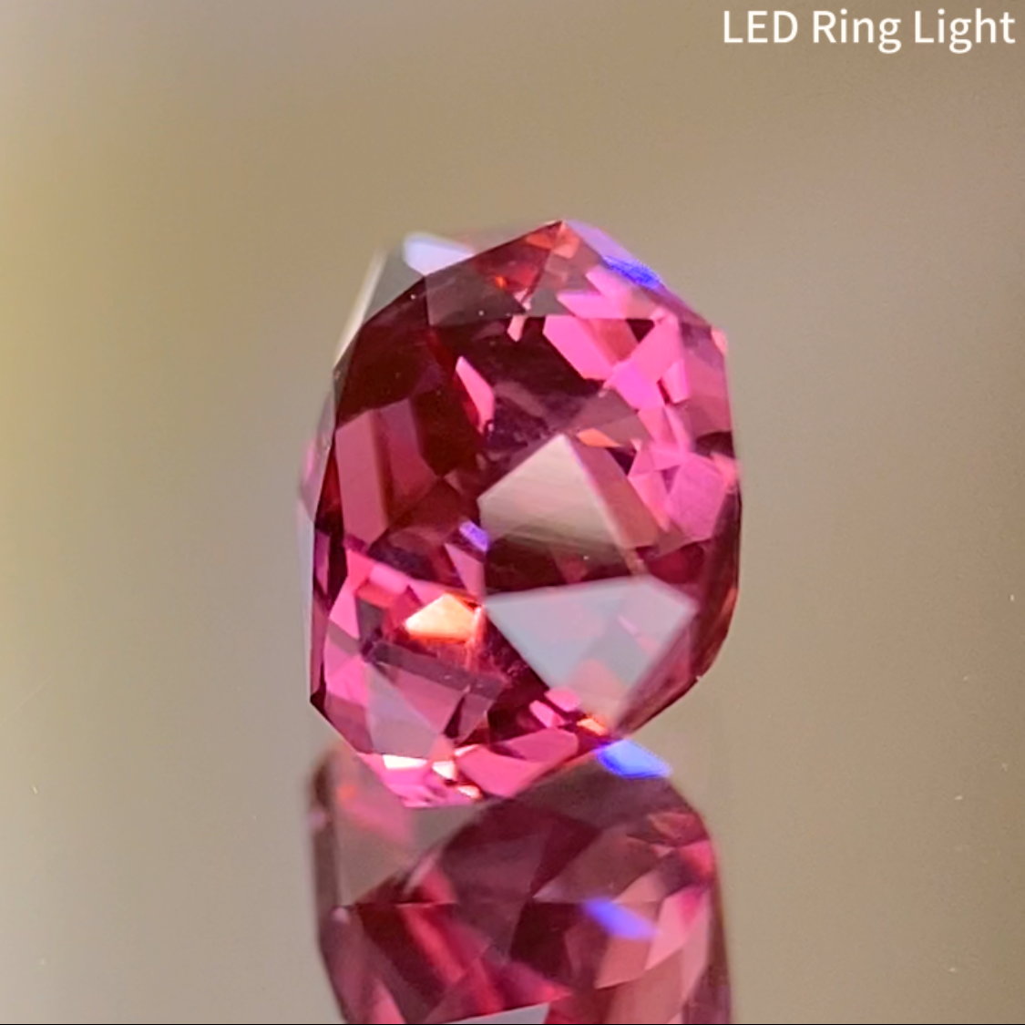Redish Pink Spinel 0.680ct / Tanzania