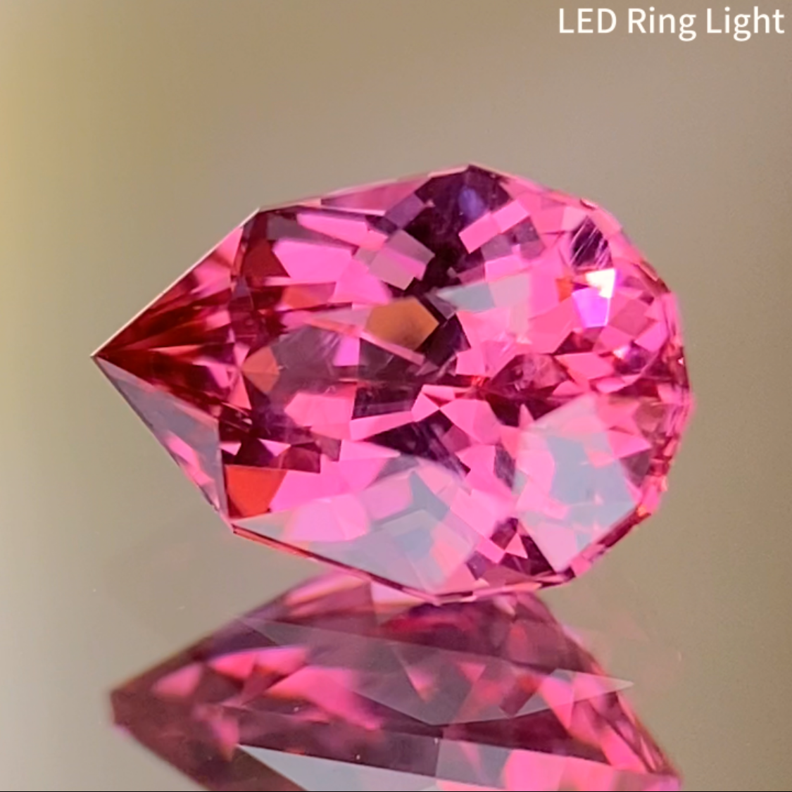 Redish Pink Spinel 0.680ct / Tanzania