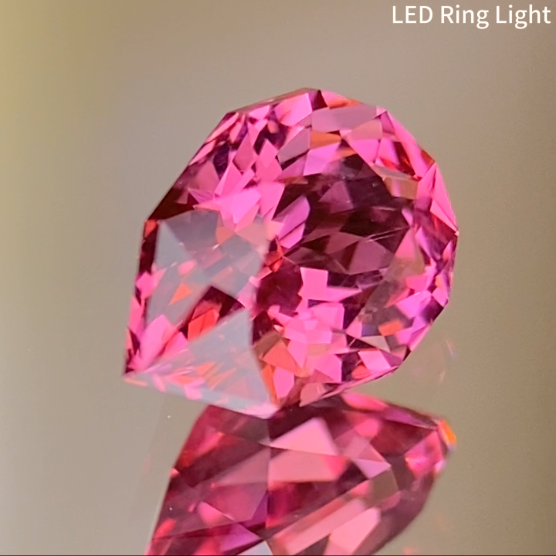Redish Pink Spinel 0.680ct / Tanzania