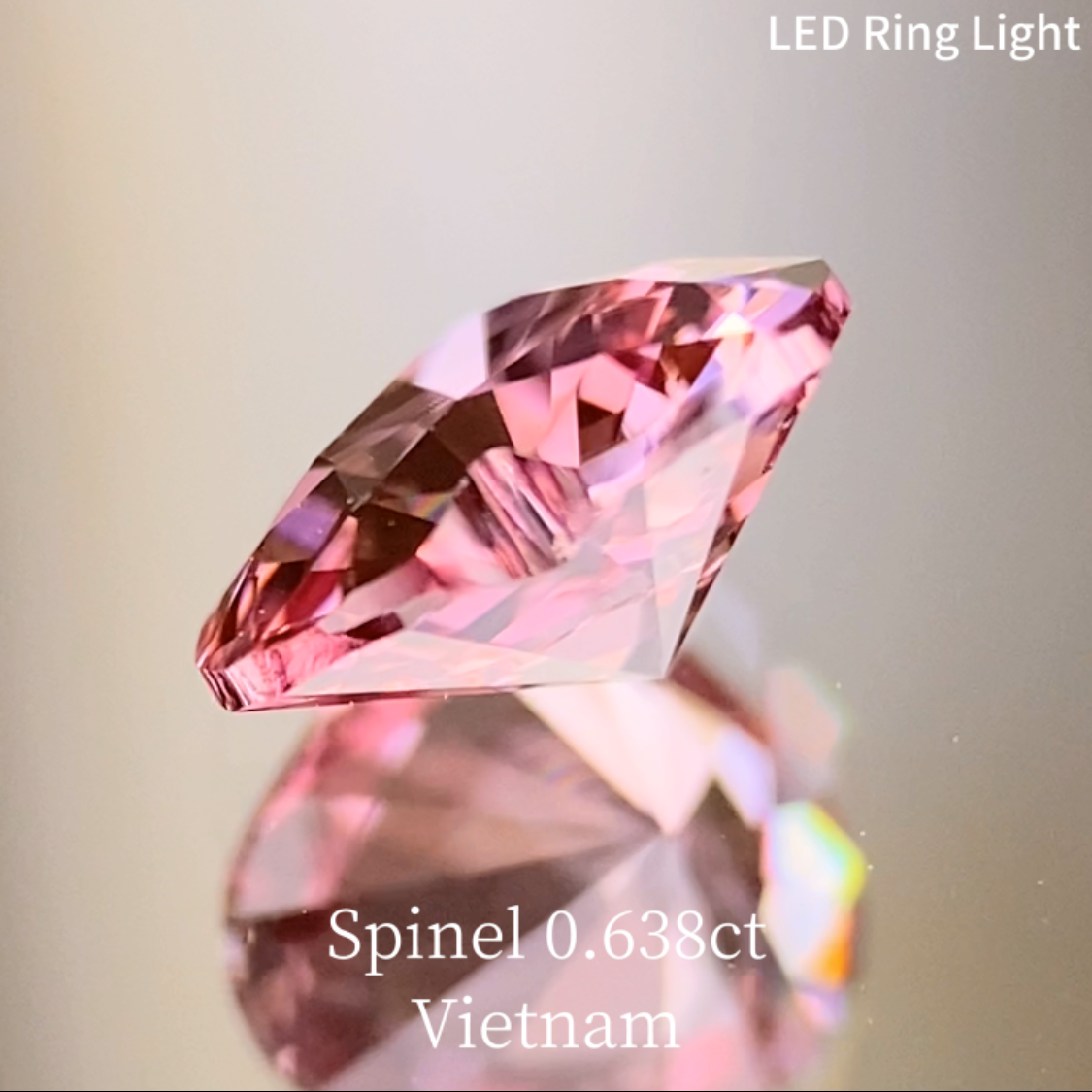 Spinel 0.638ct / Vietnam