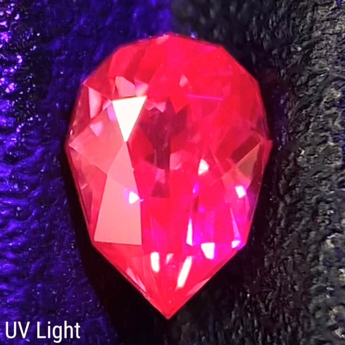 Redish Pink Spinel 0.680ct / Tanzania