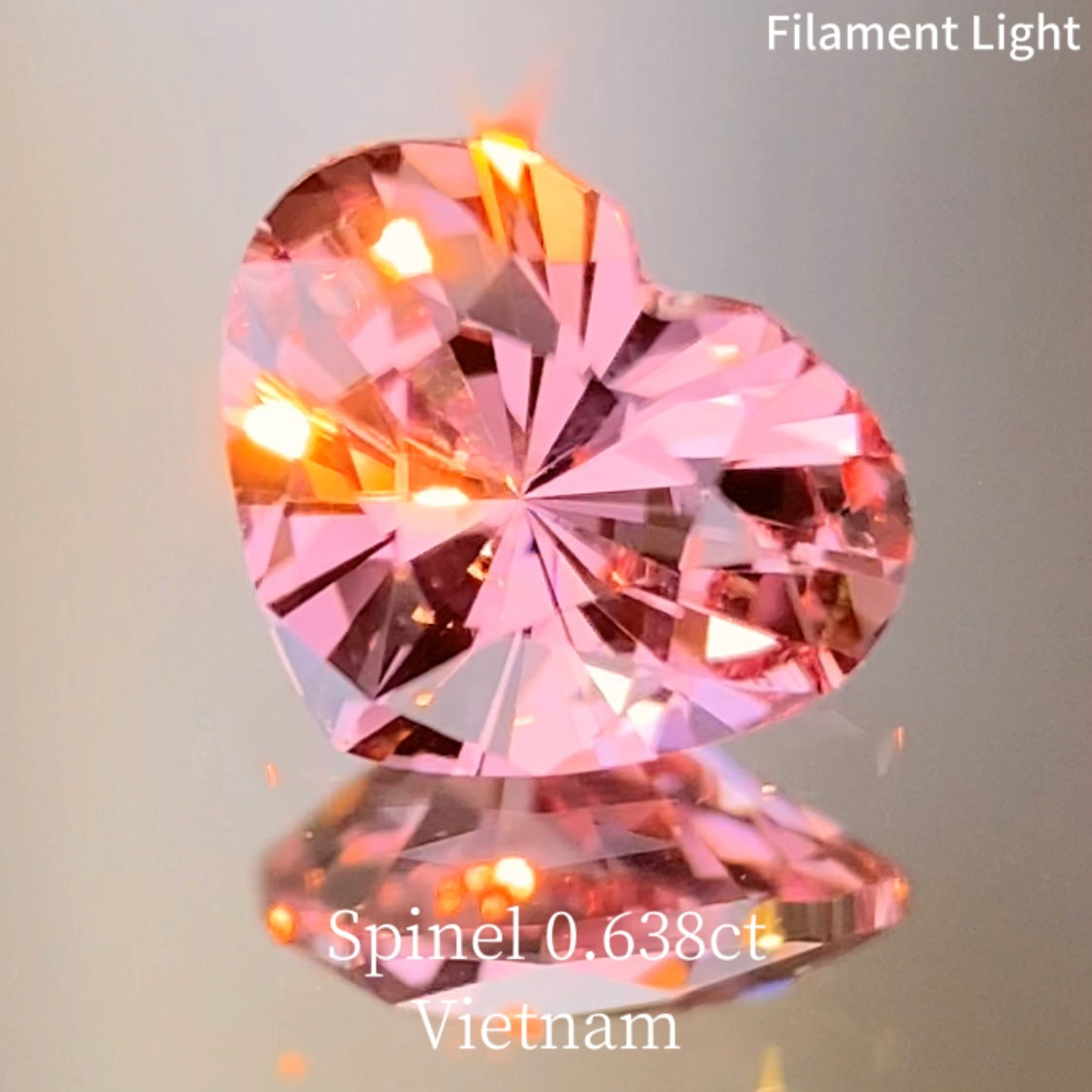 Spinel 0.638ct / Vietnam