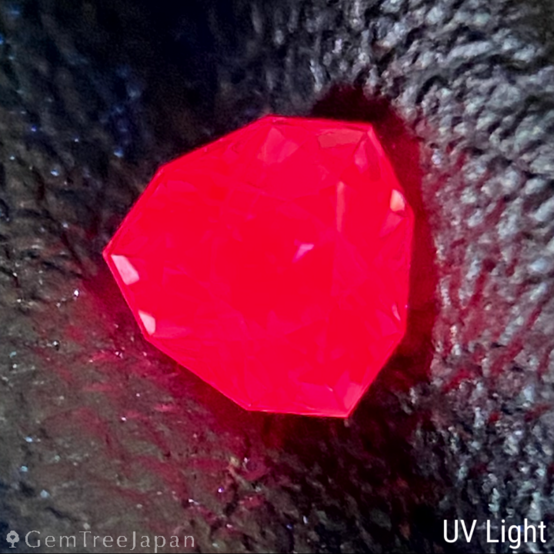 Mahenge Spinel 0.296ct / Tanzania