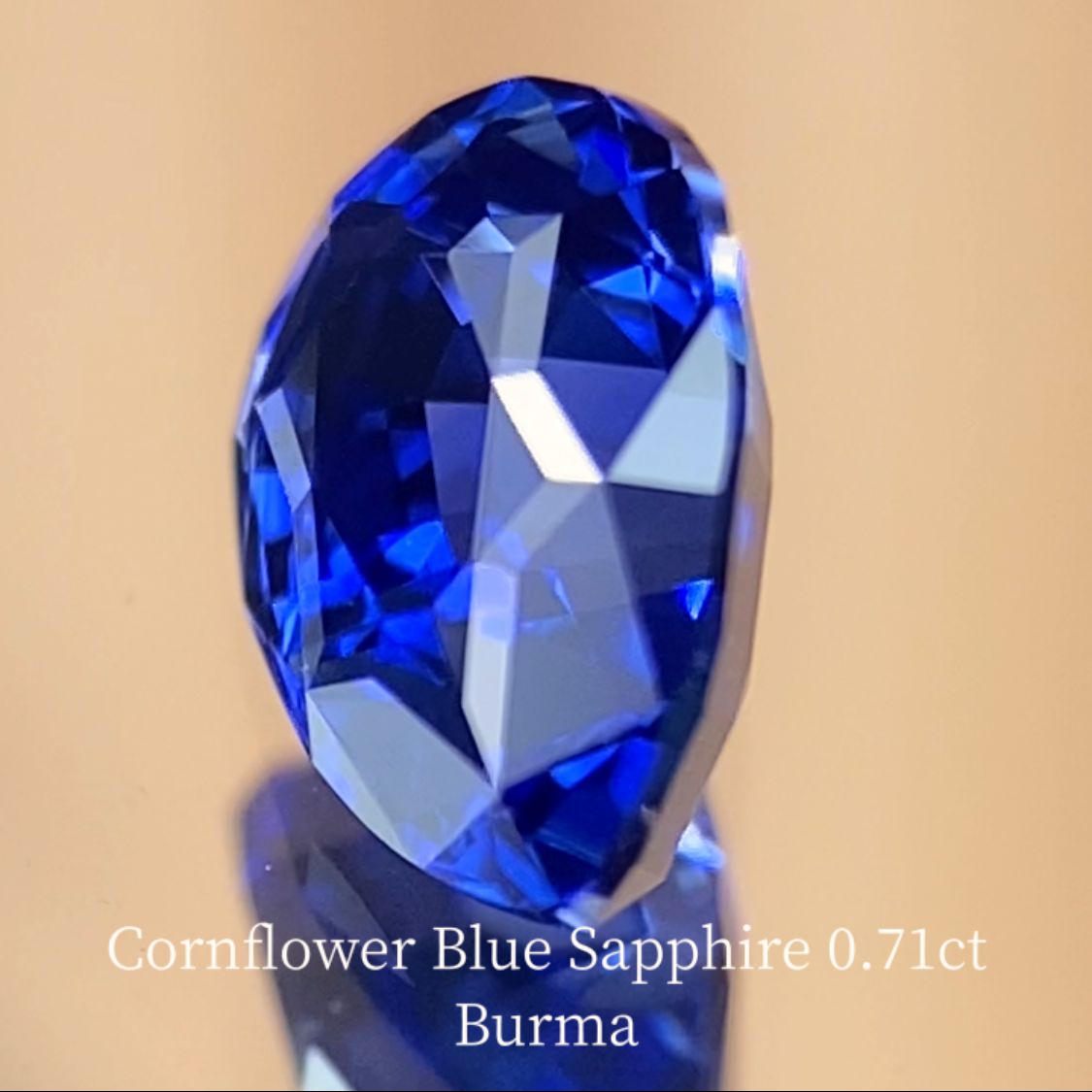 Cornflower Blue Sapphire 0.712ct / Burma
