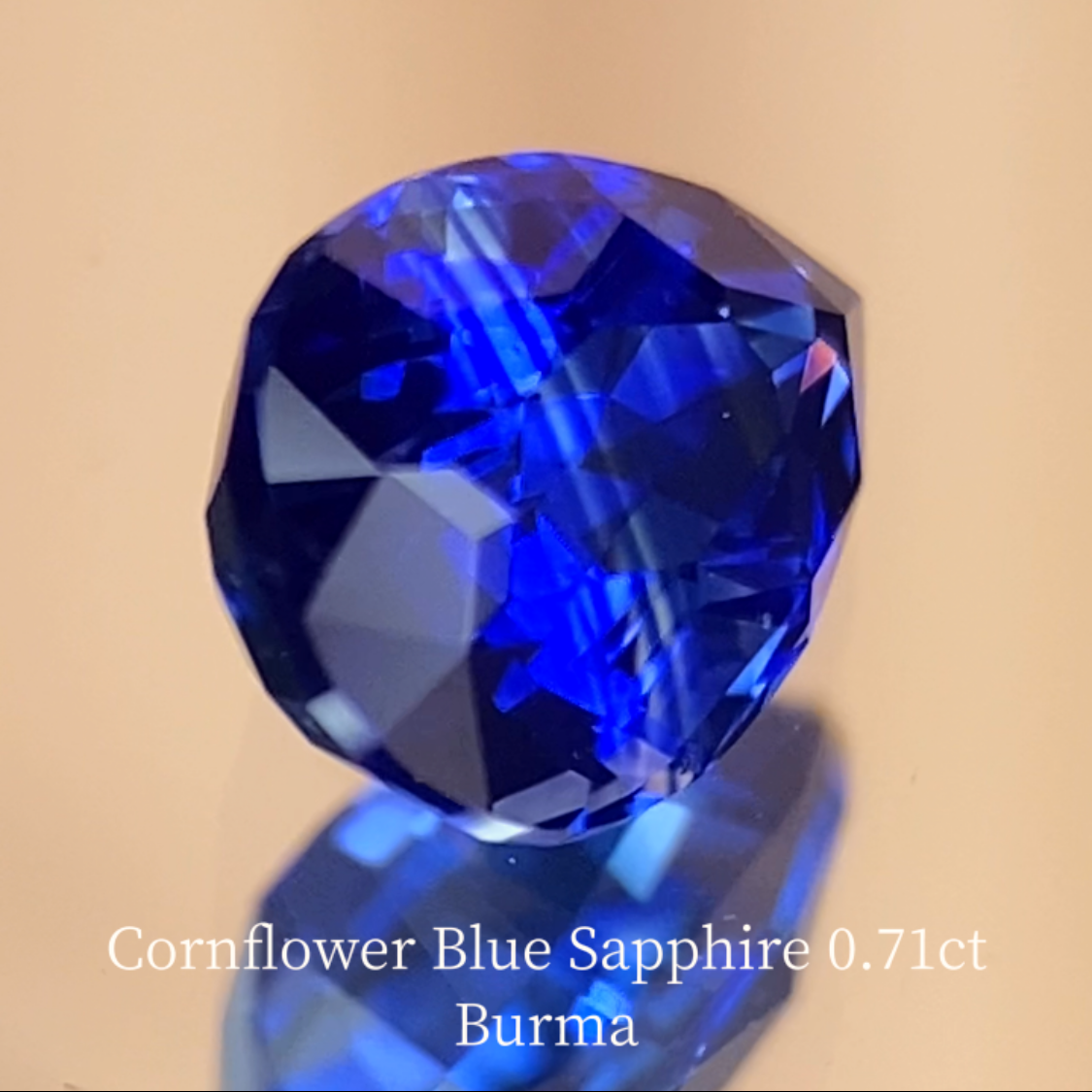 Cornflower Blue Sapphire 0.712ct / Burma