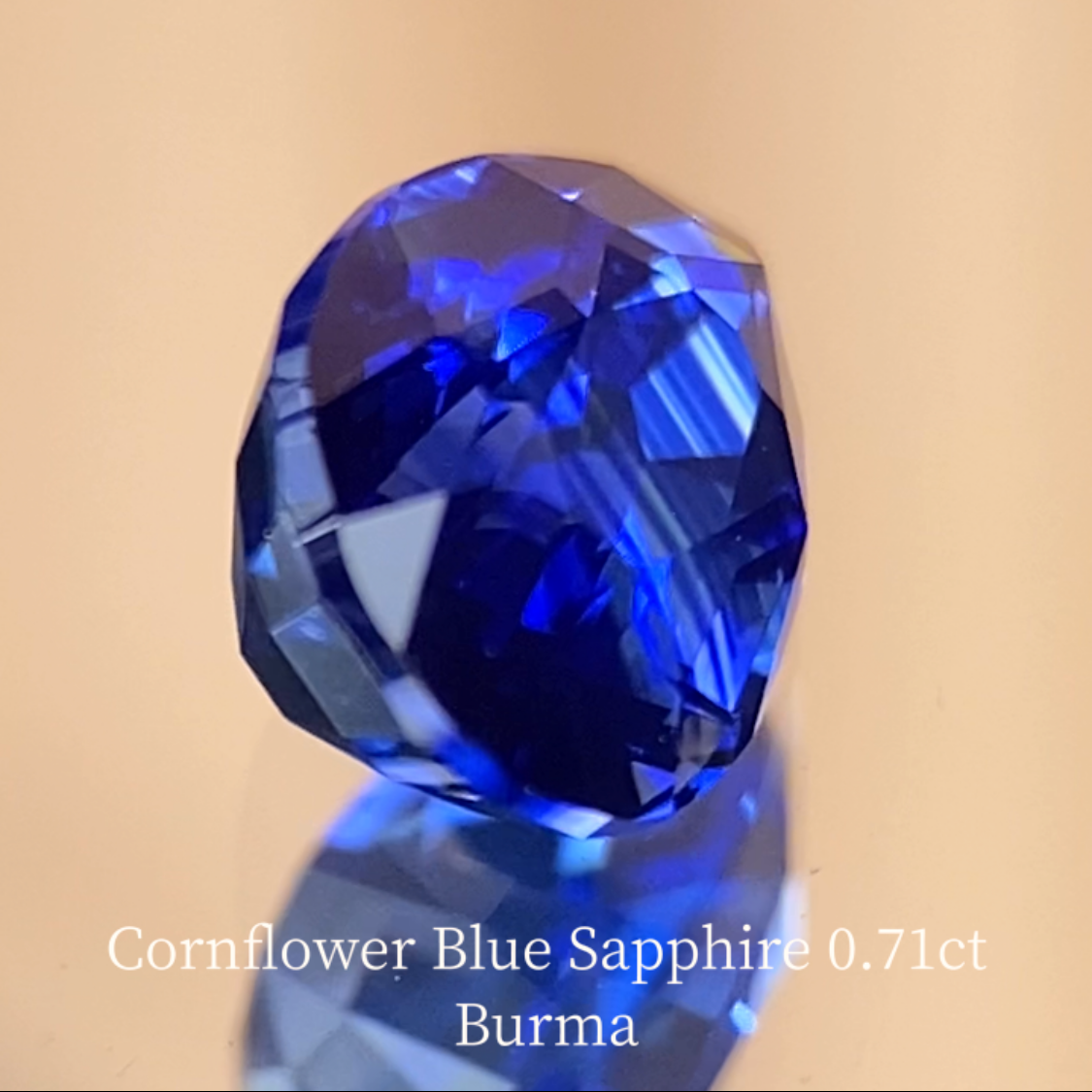 Cornflower Blue Sapphire 0.712ct / Burma