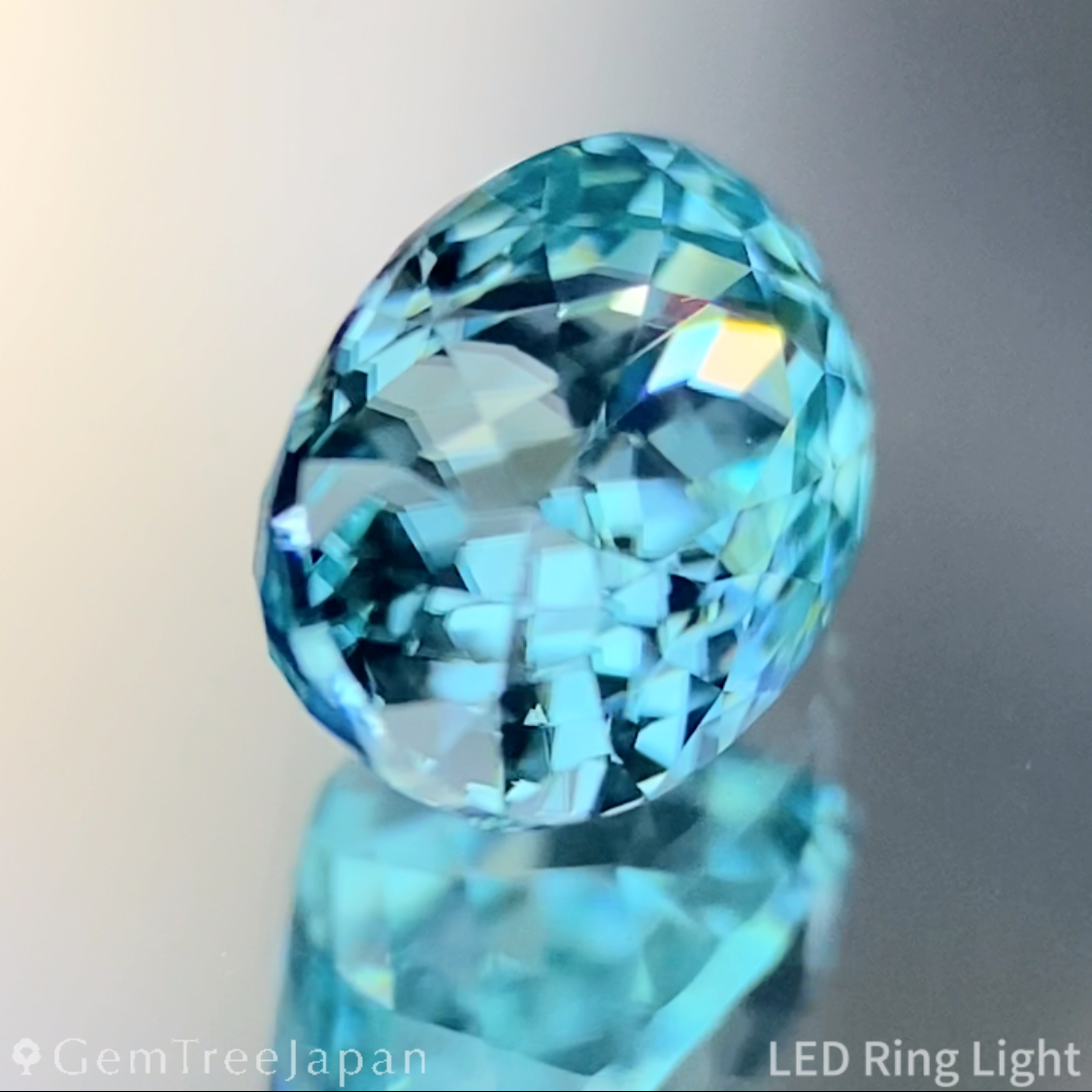 Blue Zircon 1.701ct (Tenebresence) / Cambodia