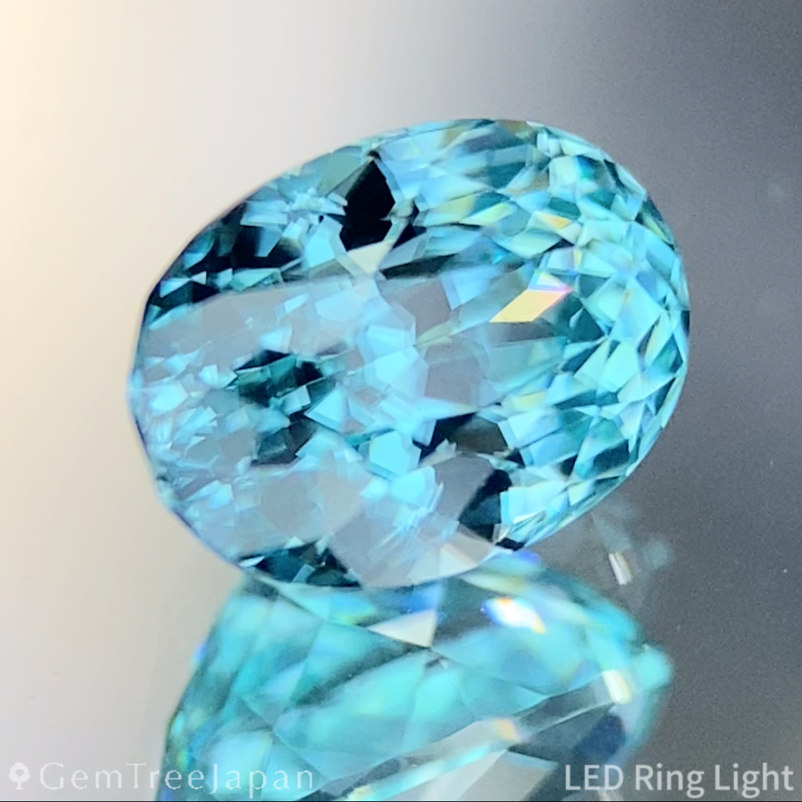 Blue Zircon 1.701ct (Tenebresence) / Cambodia