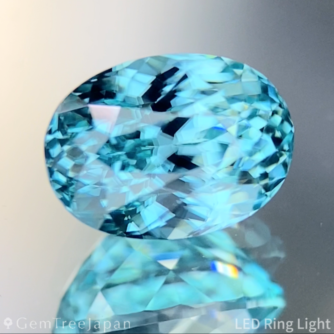 Blue Zircon 1.701ct (Tenebresence) / Cambodia
