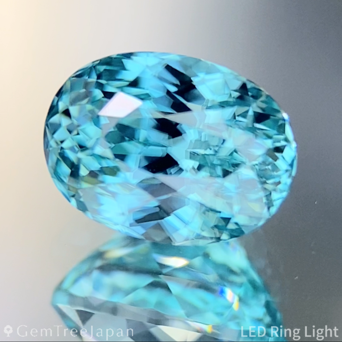 Blue Zircon 1.701ct (Tenebresence) / Cambodia