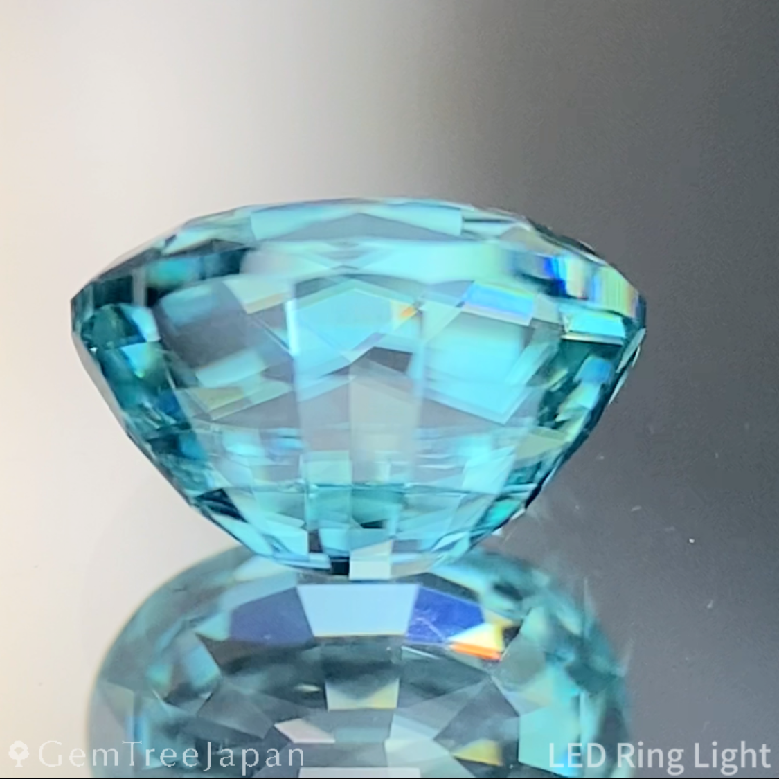 UV Tenebresent Zircon 1.562ct / Cambodia