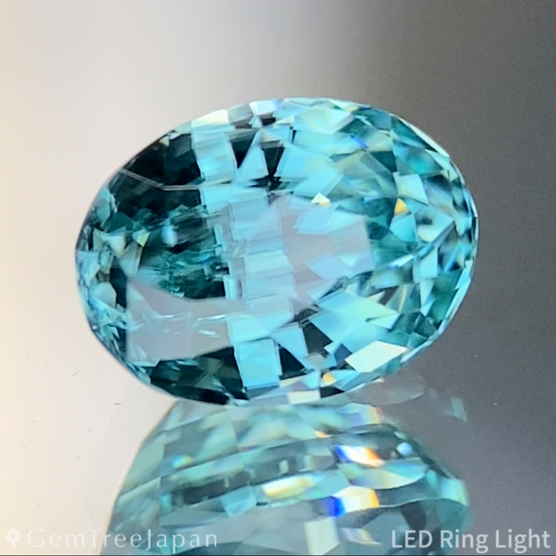 UV Tenebresent Zircon 1.562ct / Cambodia