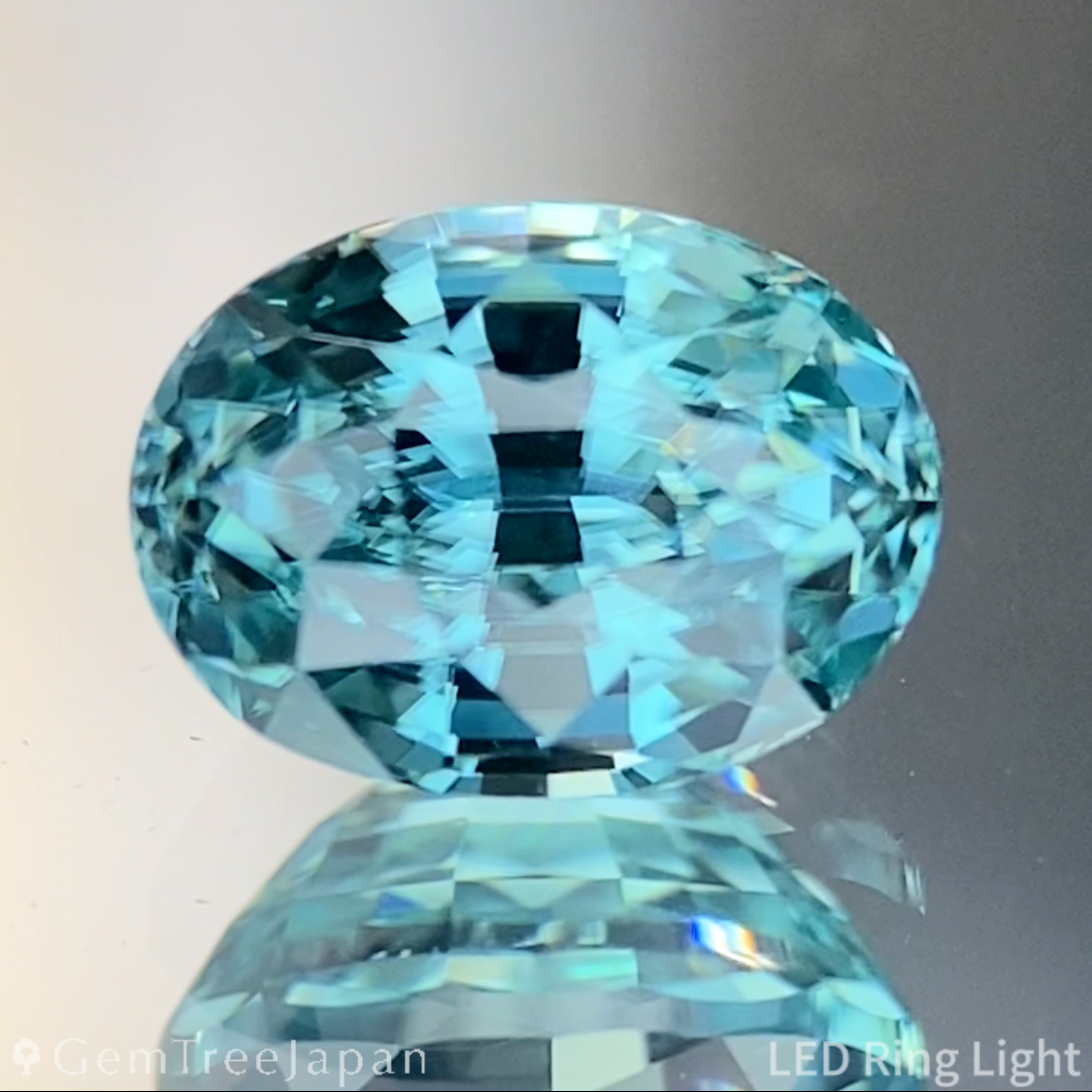 UV Tenebresent Zircon 1.562ct / Cambodia