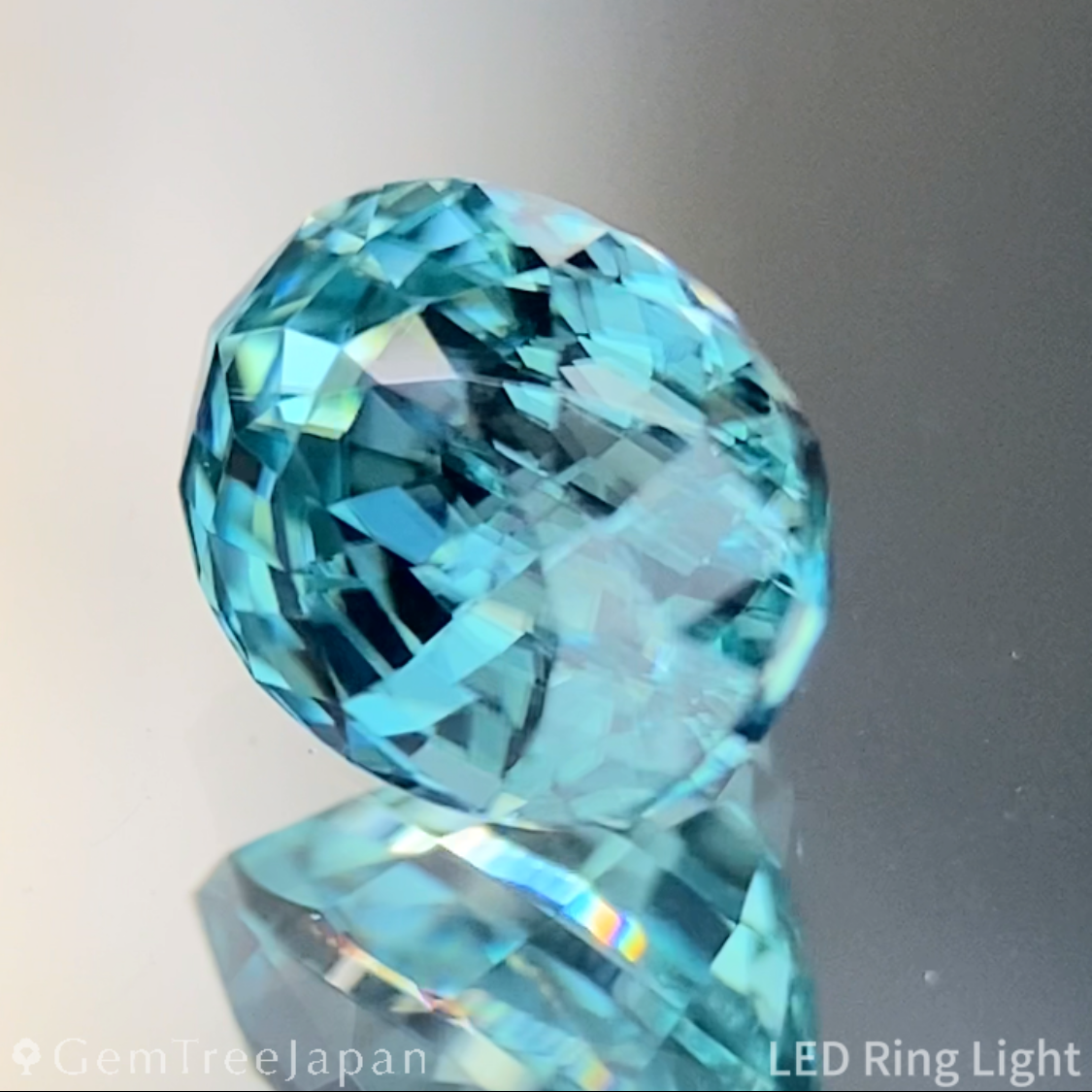 UV Tenebresent Zircon 1.562ct / Cambodia