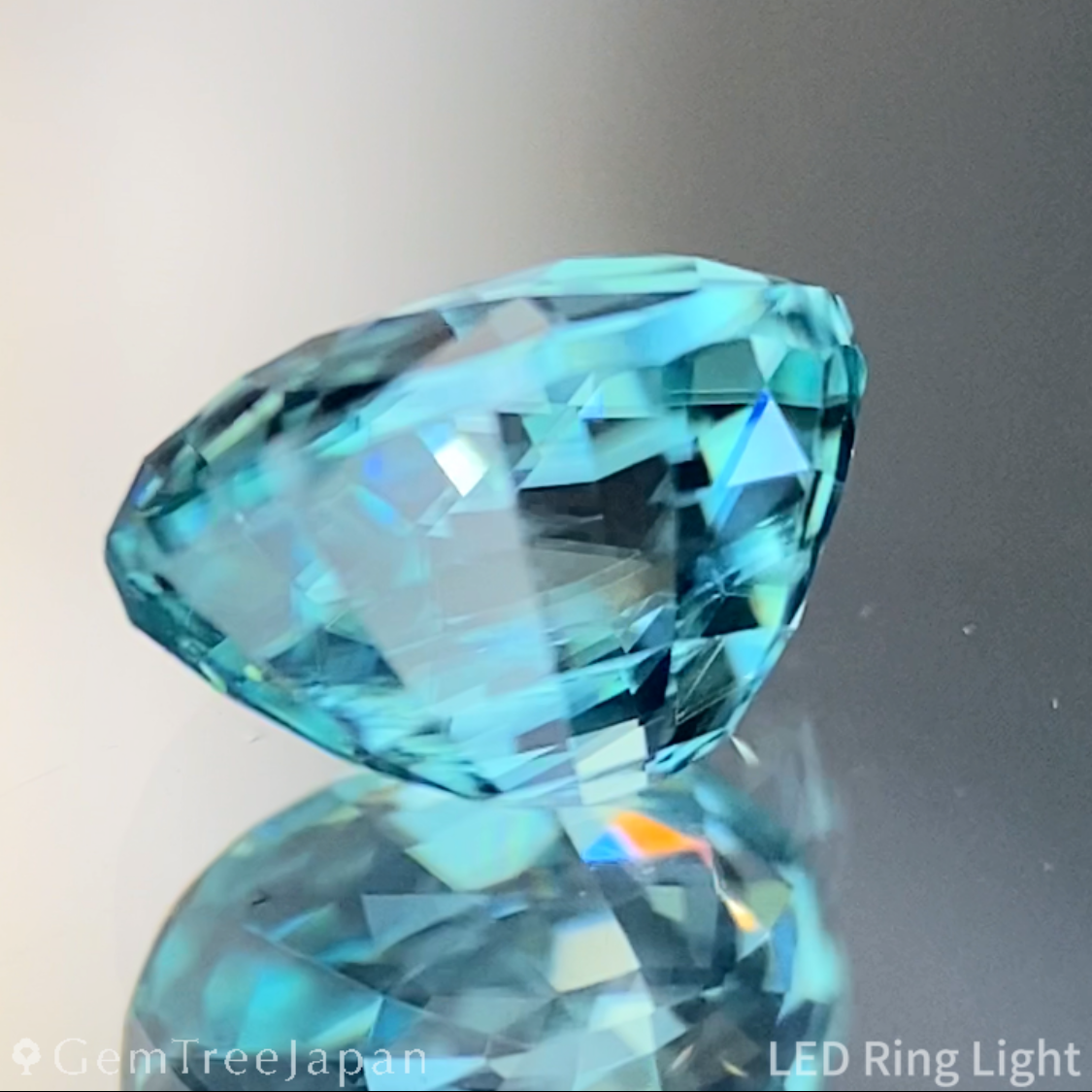 UV Tenebresent Zircon 1.562ct / Cambodia