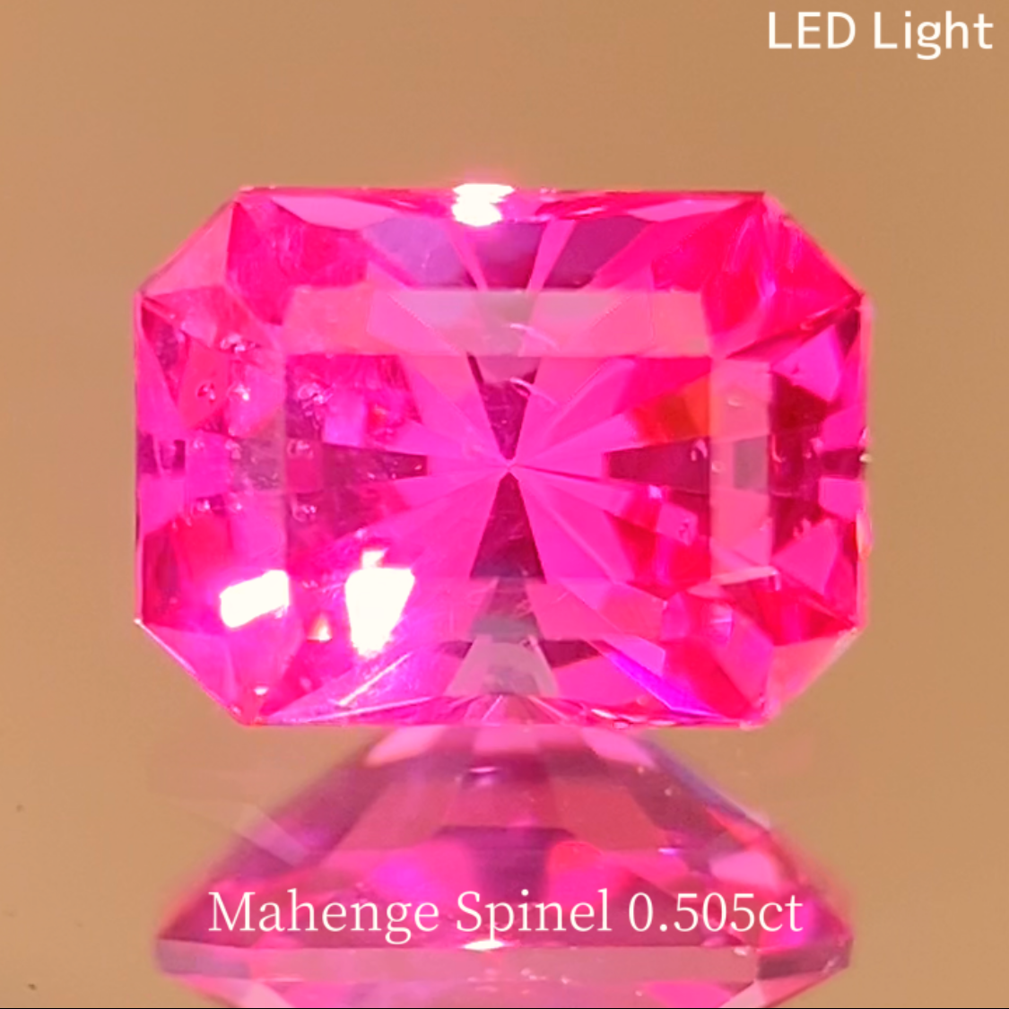 Neon Pink Spinel 0.505ct / Tanzania