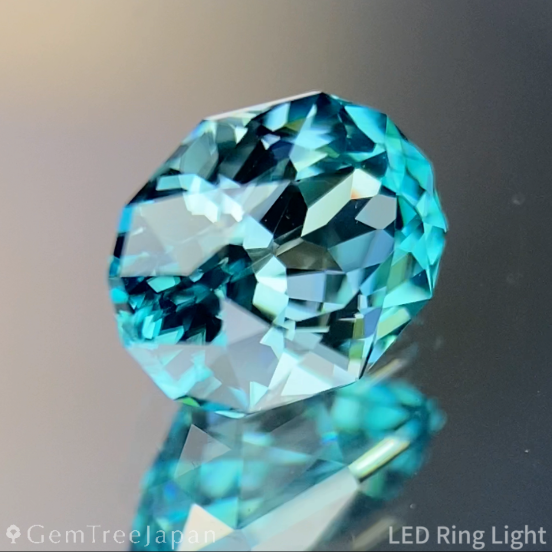UV Tenebresent Zircon 1.183ct / Cambodia