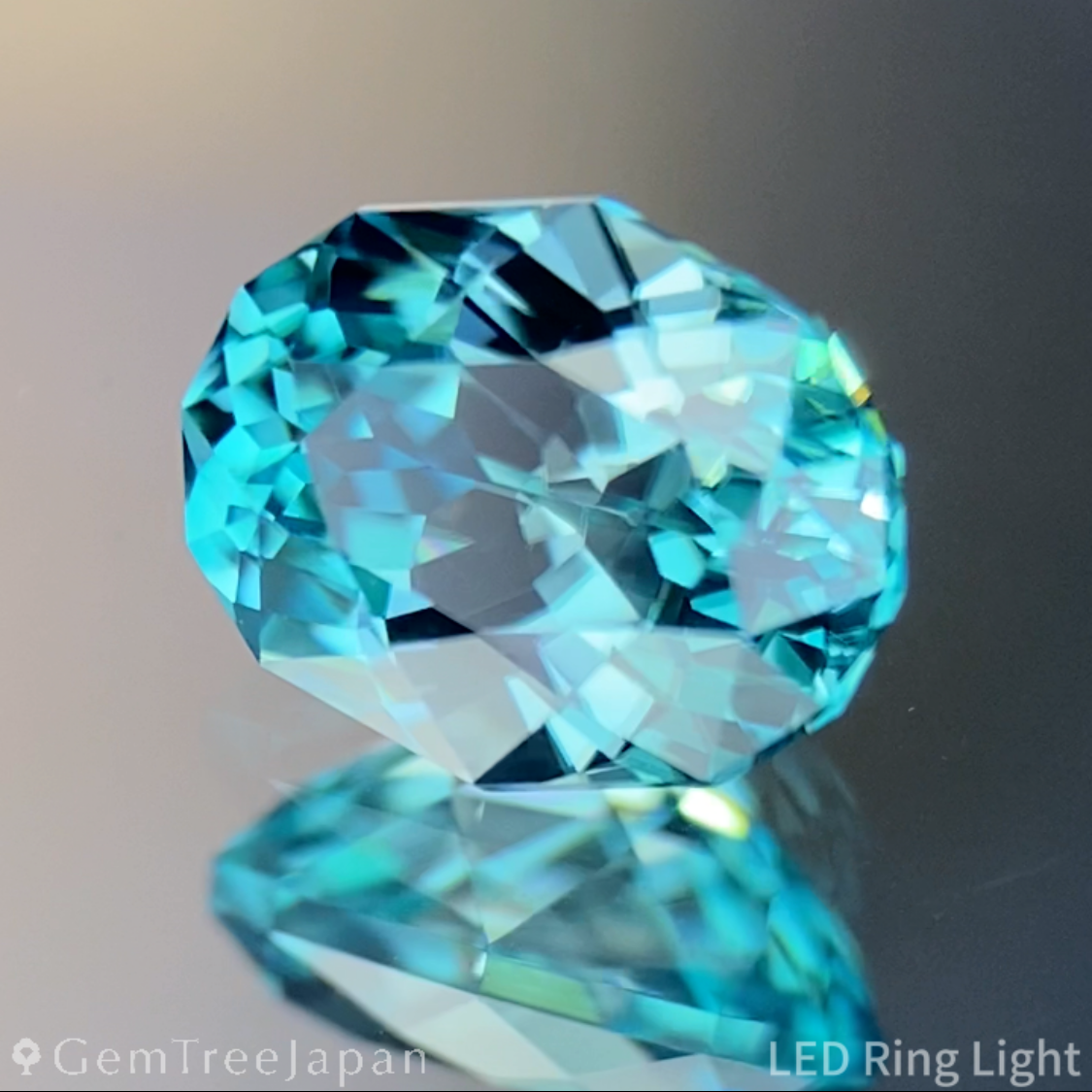 UV Tenebresent Zircon 1.183ct / Cambodia