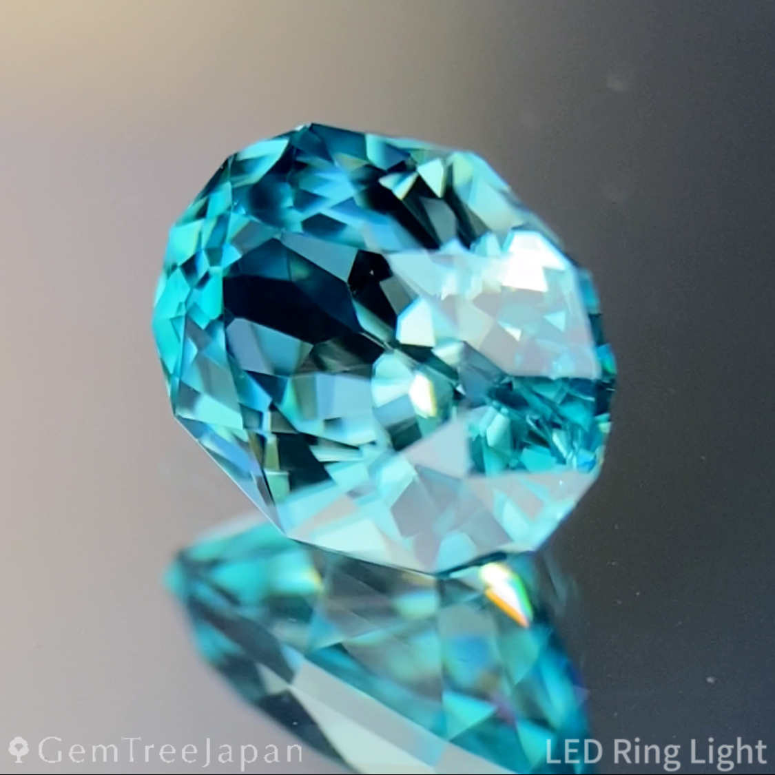UV Tenebresent Zircon 1.183ct / Cambodia