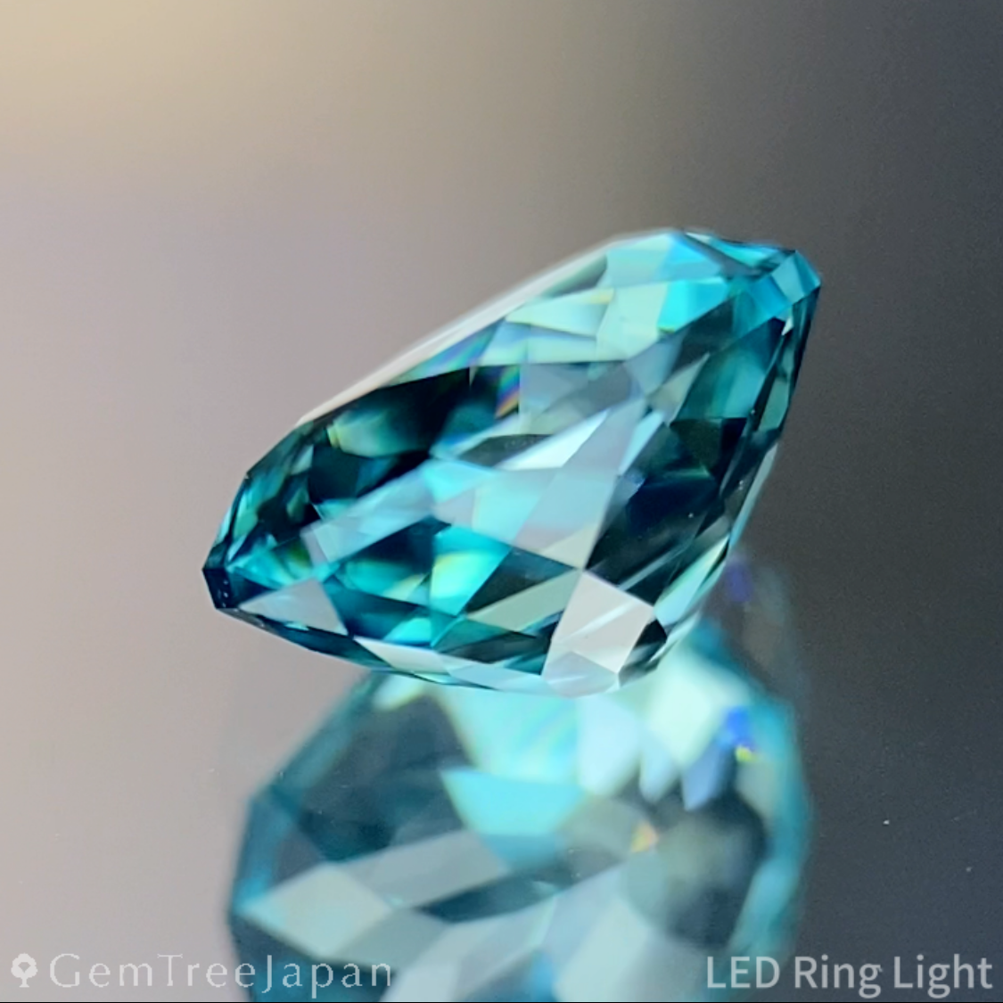 UV Tenebresent Zircon 1.183ct / Cambodia