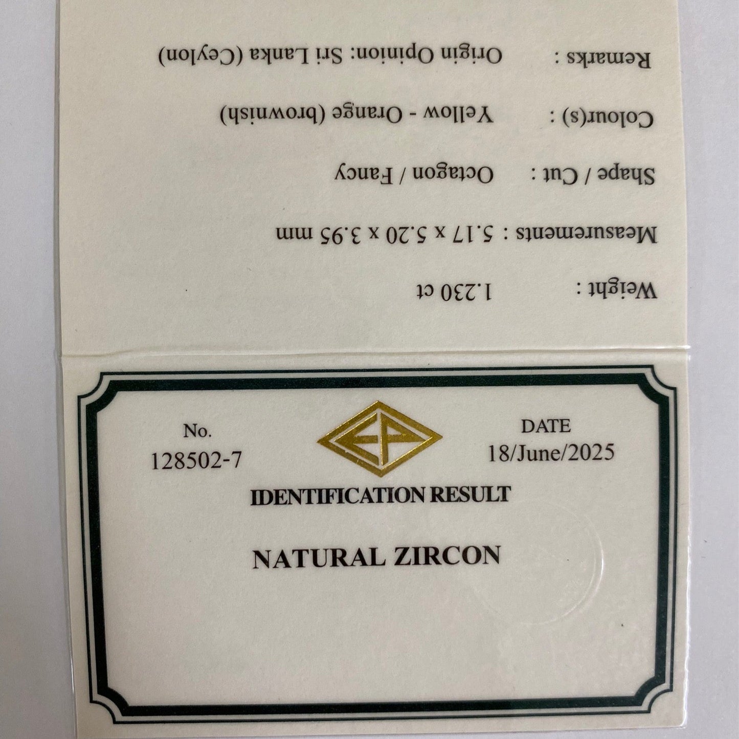 Zircon 1.230ct / Sri Lanka