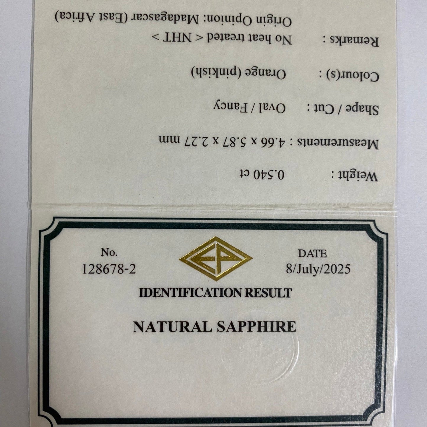 Un-Heat Padparadscha Sapphire 0.540ct / Madagascar