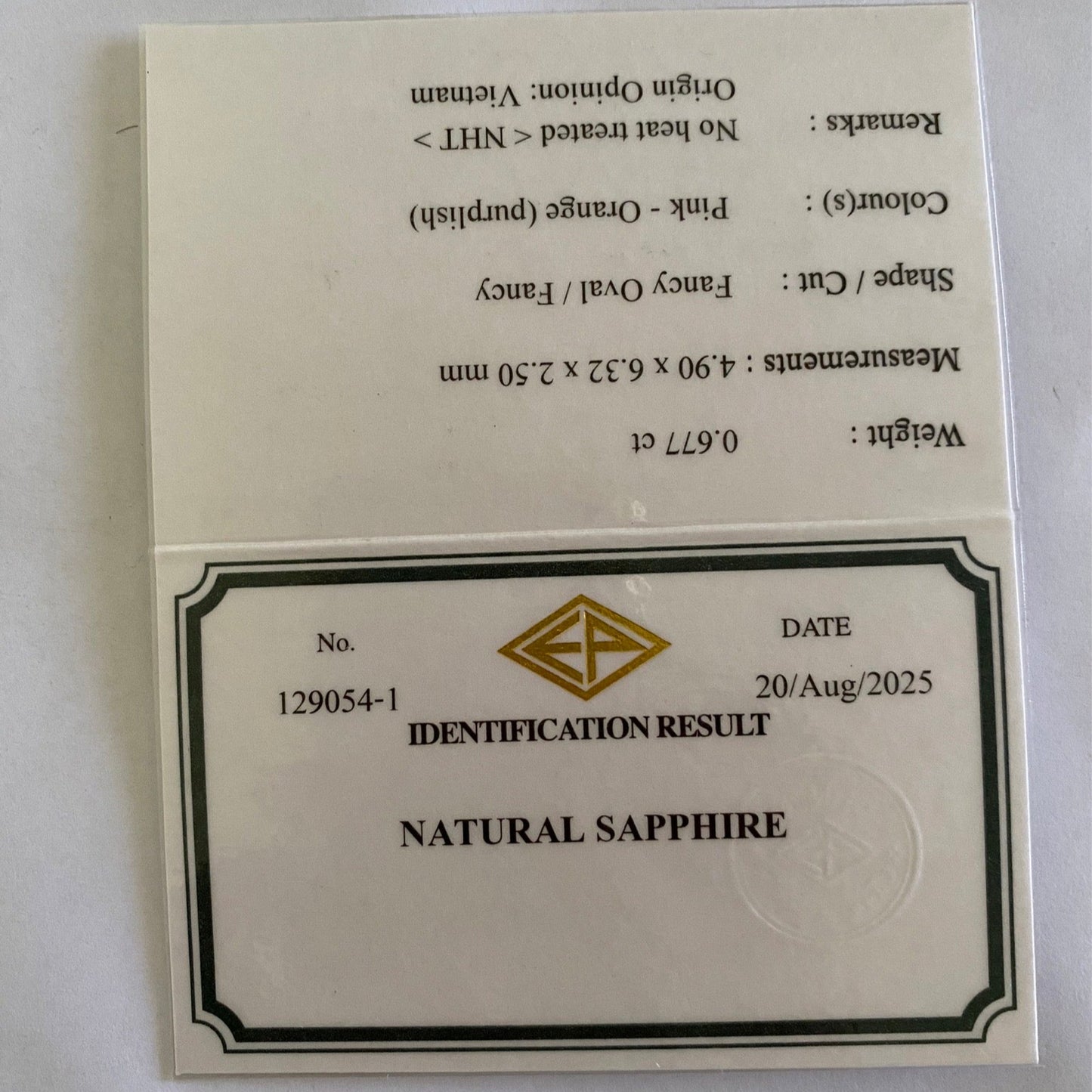 Un-Heat Padparadscha Sapphire 0.677ct / Vietnam