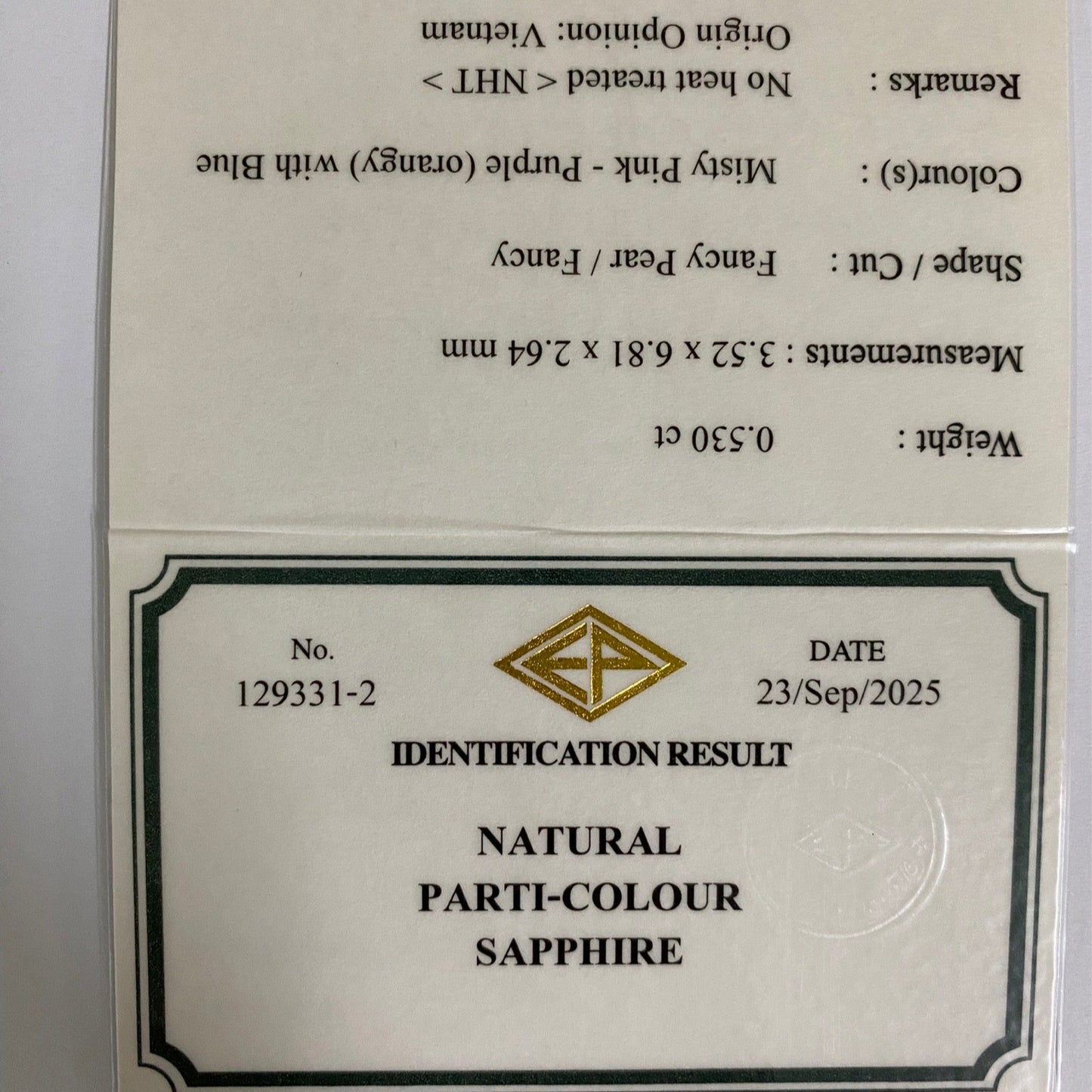 Un-Heat Parti-Color Sapphire 0.530ct / Vietnam