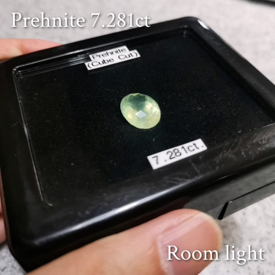 Prehnite 7.281ct / Australia