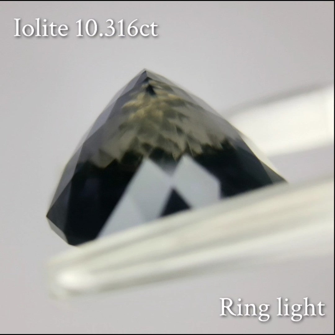 Iolite 10.316ct / Sri Lanka