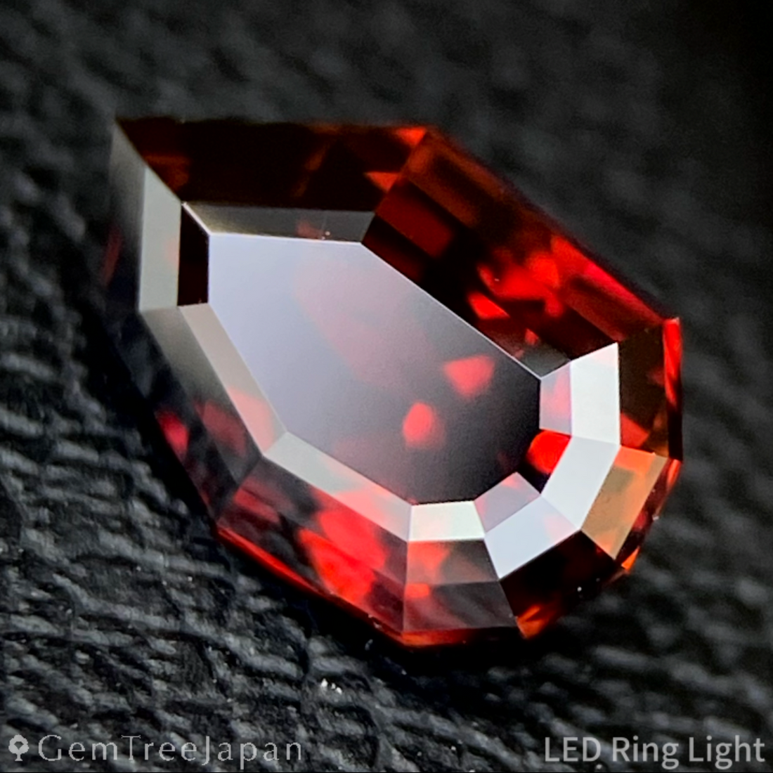 Column #004 New Cut "Flame Frame"