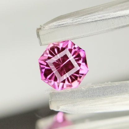 【Trial】“Purplish Pink” Un-Heat Sapphire 0.363ct / Sri Lanka