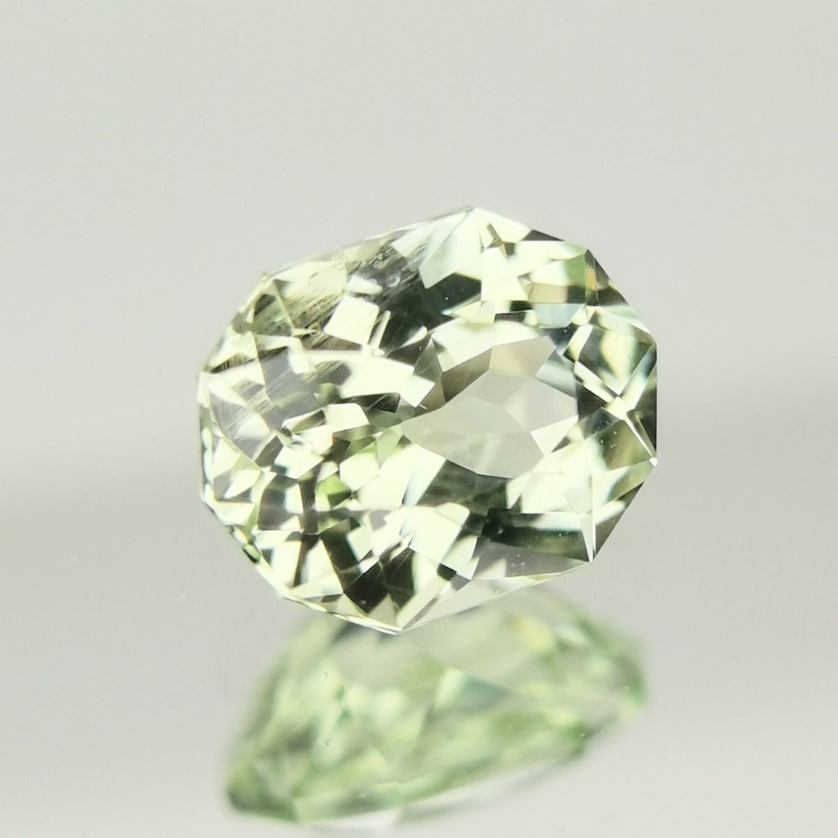 【Trial】Chrysoberyl 0.423ct / Sri Lanka