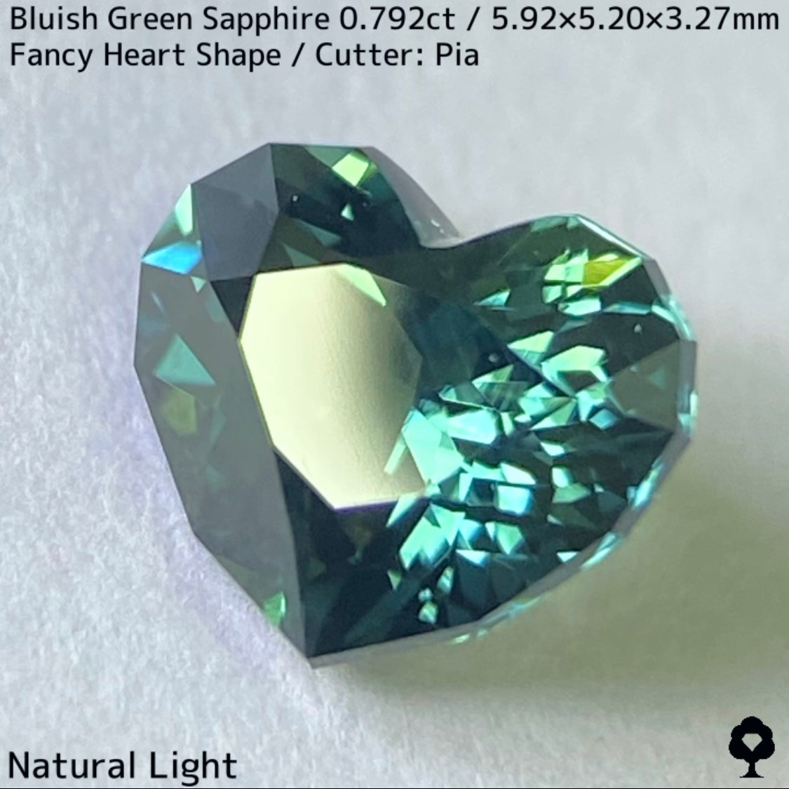 Bluish green sapphire 0.792ct ★ The deep bluish green and cute fancy heart shape are perfectly balanced