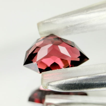 Reddish Orange Spinel 0.636ct / Burma