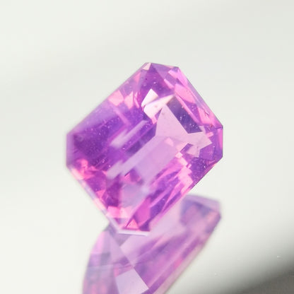 【Trial】“Pink Purple” Un-Heat Sapphire 0.414ct / Madagascar