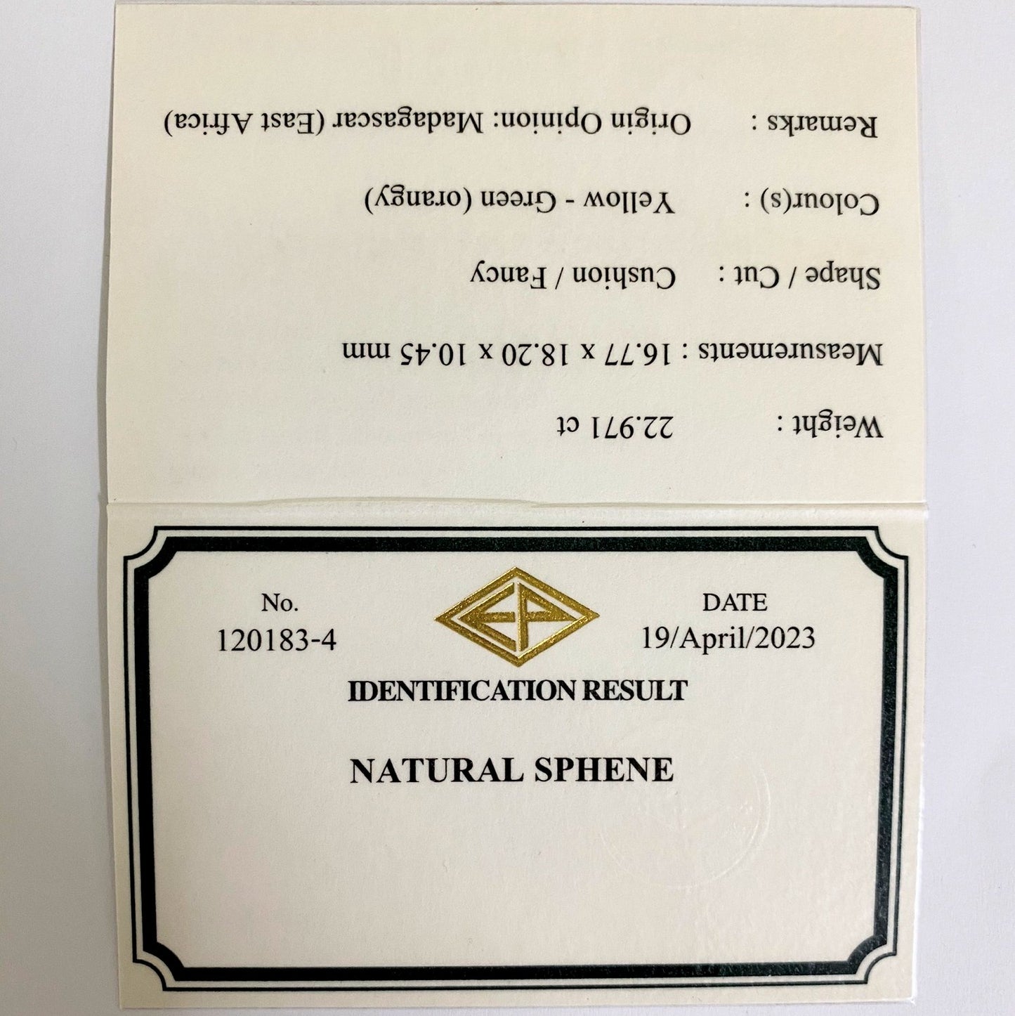 Sphene 22.971ct / Madagascar