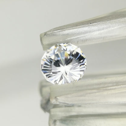 【Trial】“Dodecagon” Colorless Zircon 0.51ct / Cambodia