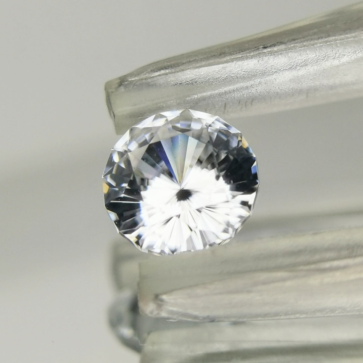 【Trial】Colorless Zircon 0.51ct / Cambodia