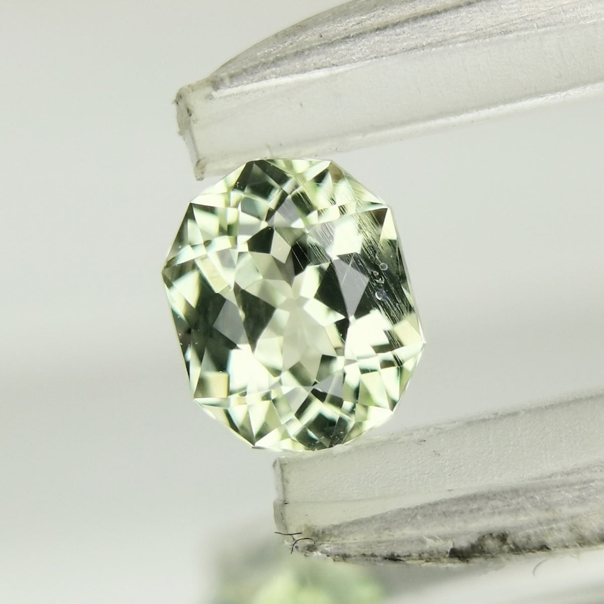 【Trial】Chrysoberyl 0.423ct / Sri Lanka