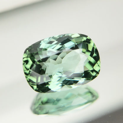 Green Tourmaline 2.217ct / Brazil