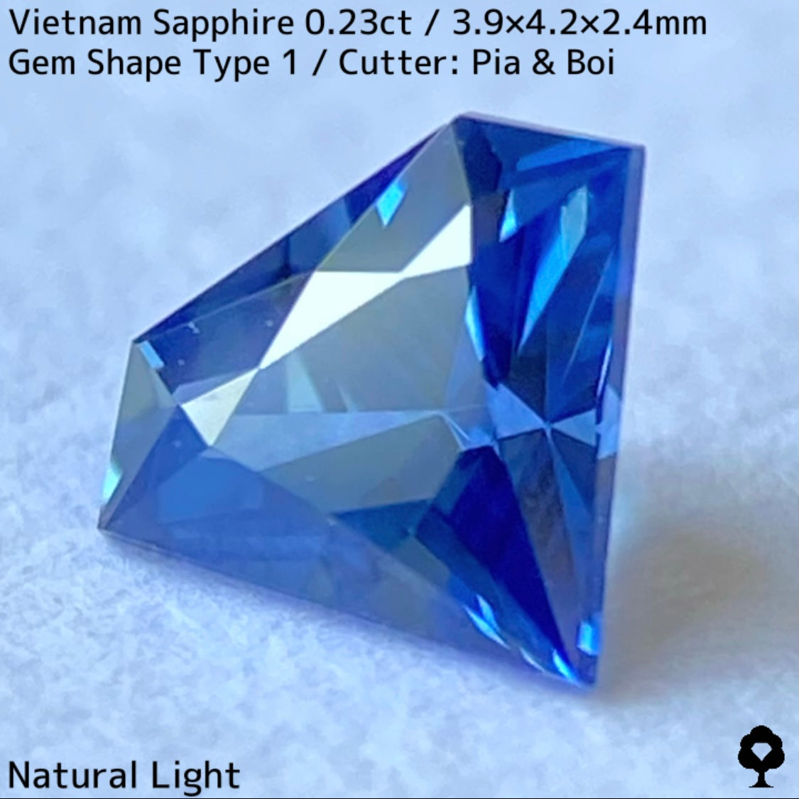 0.23ct Vietnamese sapphire ★ A cute gemstone shape with a well-balanced blue color and silky luster