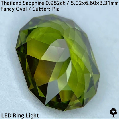 0.982ct Greenish Yellow Sapphire from Thailand ★ The vibrant lime color gives it an irresistible party feel