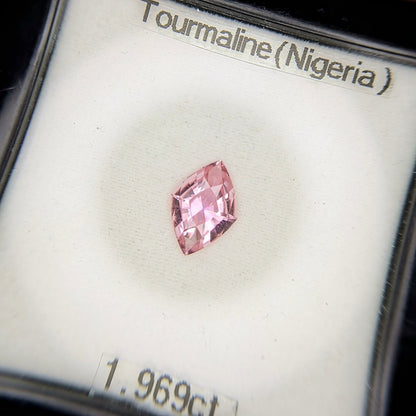 Tourmaline 1.969ct / Nigeria