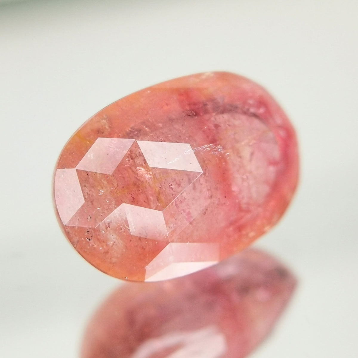 Tourmaline 3.743ct / Vietnam
