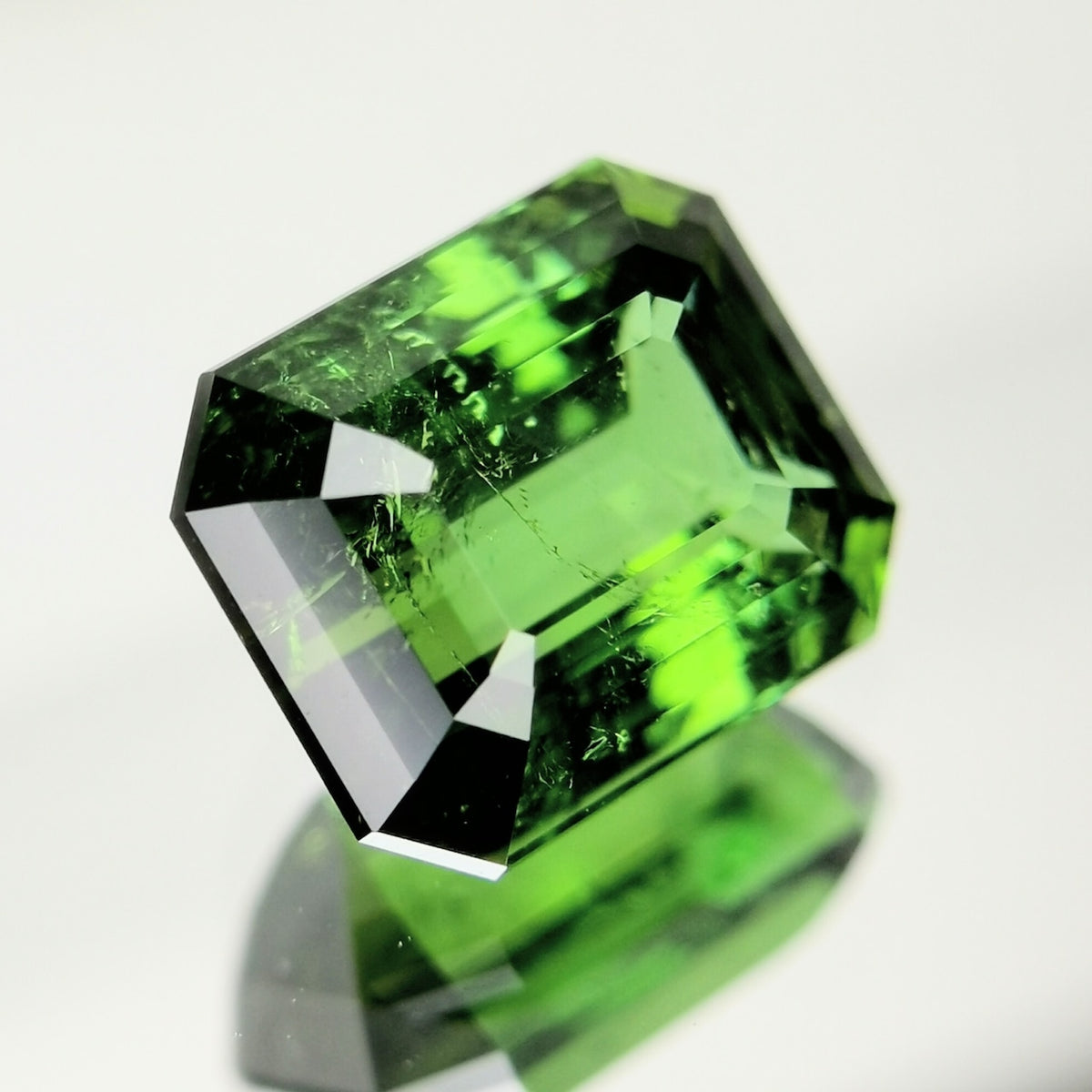 Green Tourmaline 1.661ct / Nigeria